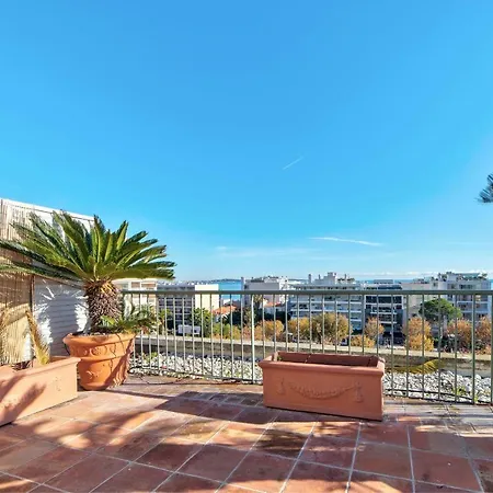 Le Palmier Palm Beach Terrace Daire