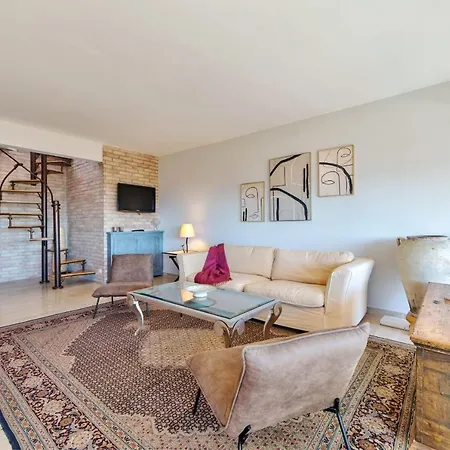 Le Palmier Palm Beach Terrace Apartment